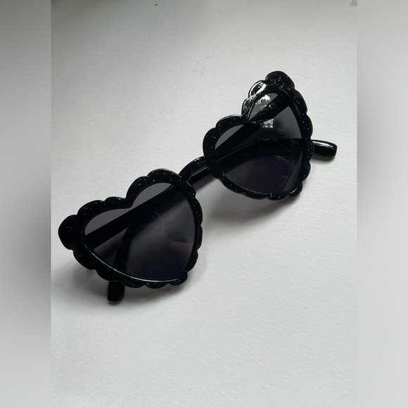 Betsey Johnson Accessories - Betsey Johnson Black Glitter Sunglasses